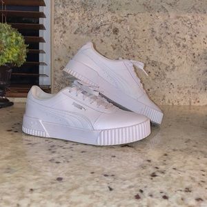 Puma Carina Leather Women's Shoe